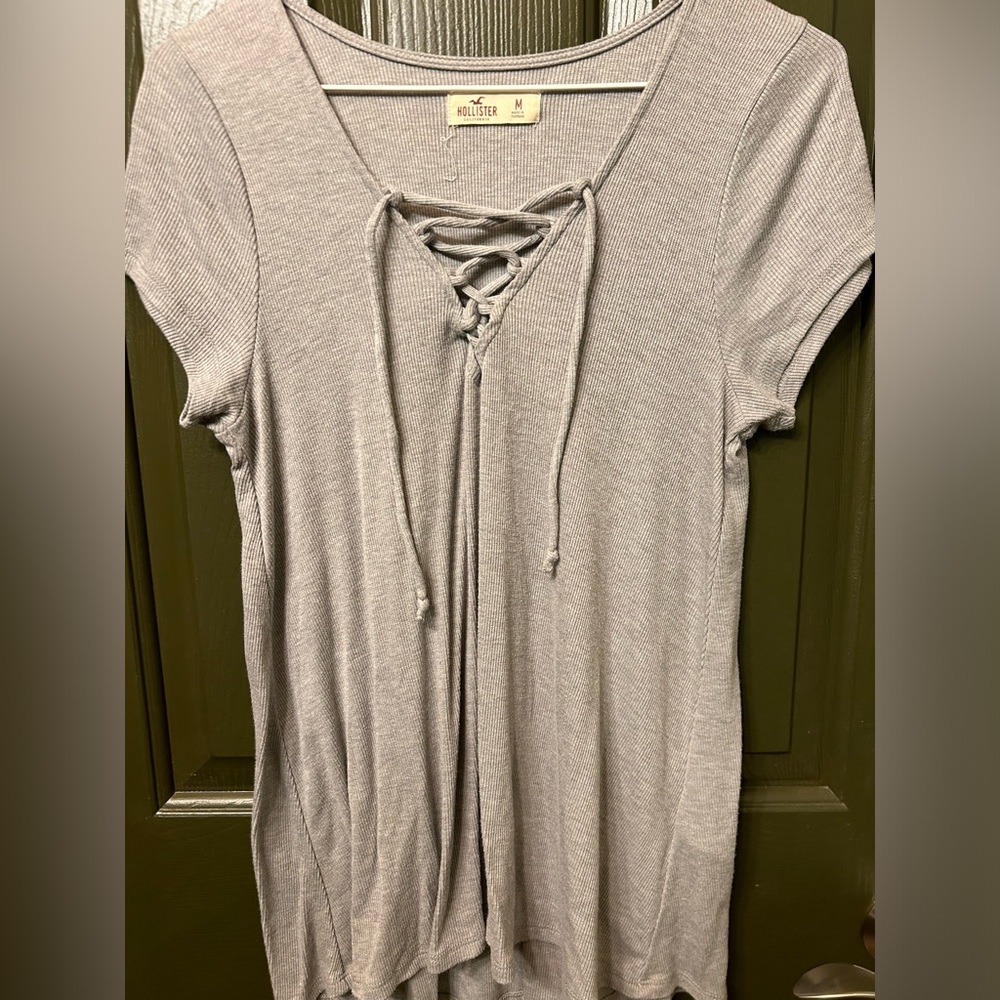 Hollister Tshirt